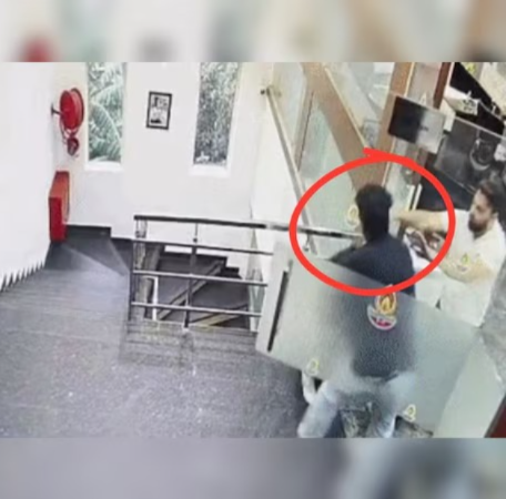 Mohali Shocker: Man Attacks Ex-Girlfriend in Office, Injures Himself After Assault